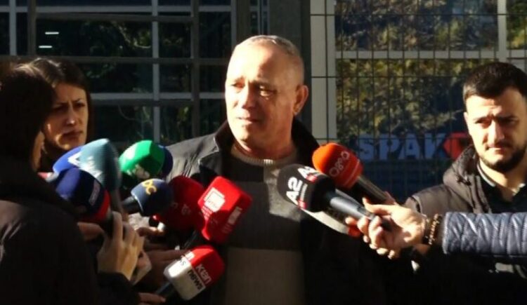 Ironizon avokati i Belerit: Këta presin që ai të vdesë në burg, ose…