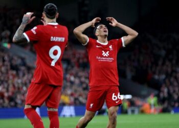 Spektakël pa gola, United dhe Liverpool bëjnë paqe në “Anfield”