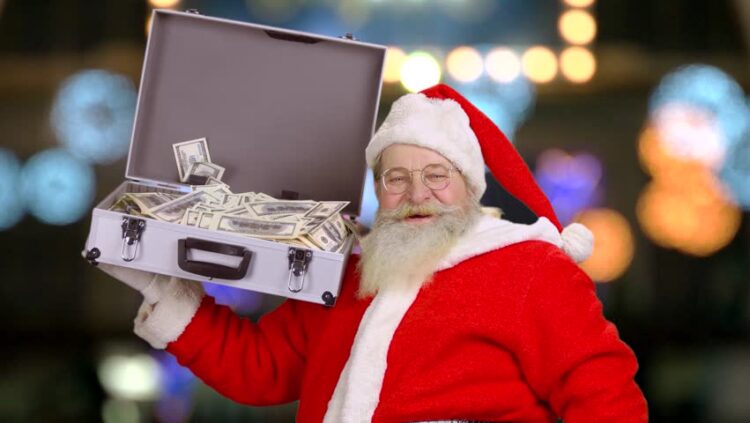 ‘Babagjyshët’ i hynë në shtëpi duke kënduar dhe i vjedhin kasafortën