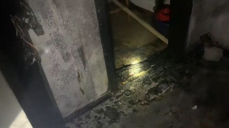 I vuri zjarrin shtëpisë së djalit, procedohet i moshuari në Berat