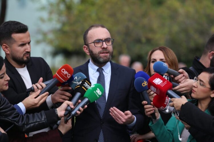 Bardhi: Opozita nuk do të tërhiqet, mazhoranca t’i kthehet arsyes