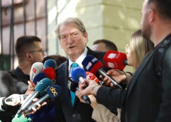 Berisha jashtë Kuvendit: Kjo ishte seanca e turpit, si në shpellë…