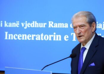 Berisha: I sterrosur në fytyrë, Veliaj tenton tani të fajësojë Ramën