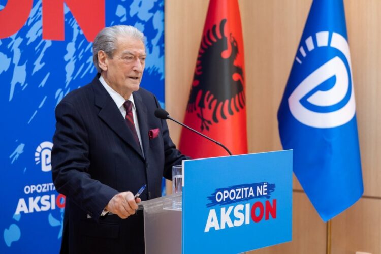 Berisha shpall fillimin e betejës: Dhëmbë për dhëmbë me Ramën…