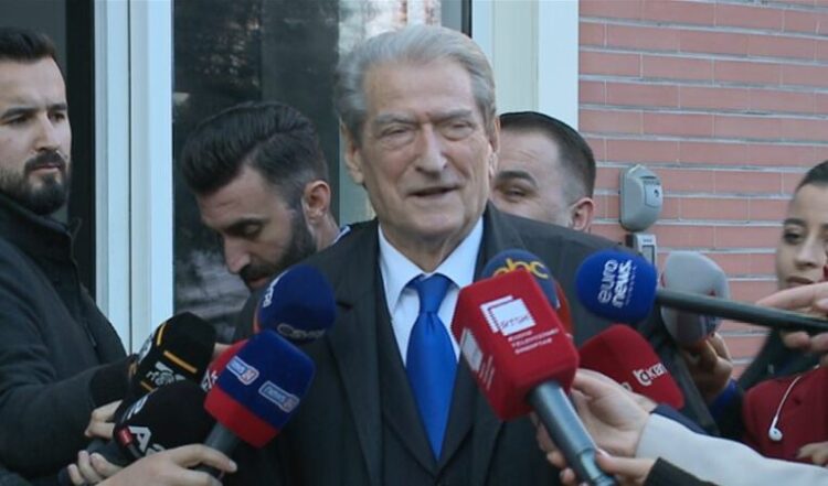 Berisha nga selia e PD: Nëse vendosin ‘arrest shtëpie’, do të…