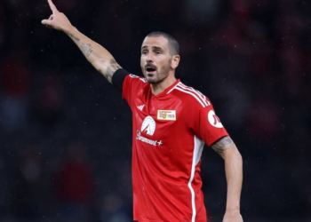 Murinjo e pret në Romë, tifozët ngrihen kundër ish-it të Juventusit