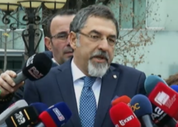 Çuçi: Të gjithë deputetët do të përjashtohen nëse ndezin flakadanë