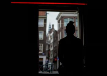 Të ndalohet apo jo, industria seksuale ndan Parlamentin e BE-së!