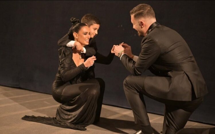 Borës i rri e madhe unaza? Donaldi: T’a ketë edhe kur të rritet…