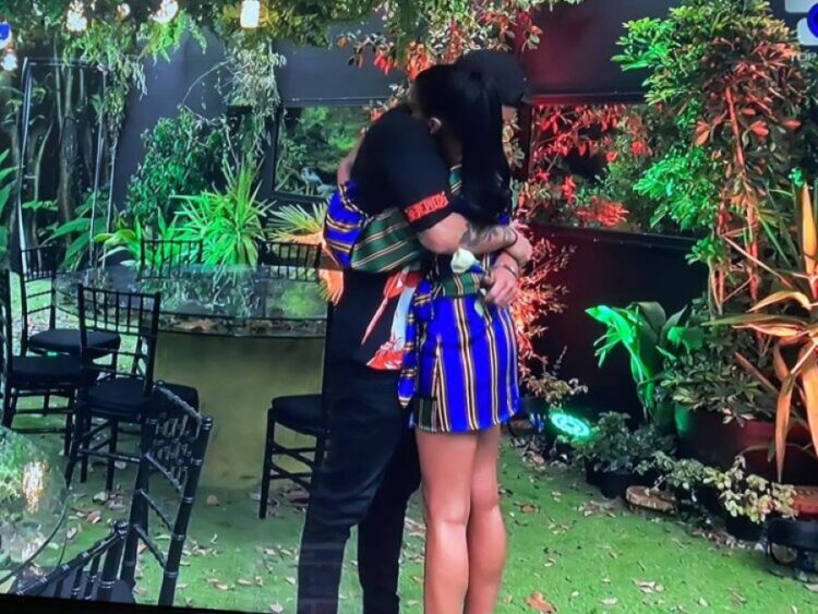 ‘Pati luftë e bomba’, Donaldi rrëfen puthjen e tij me Borën në BBV1