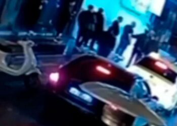 Video/ Momenti kur gangsteri qëllon gjakftohtësisht tre kretasit!