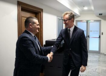 Dumani takon ambasadorin e BE, ja premtimi që merr