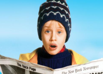 6-vjeçari, në fluturimin e gabuar si tek filmi ‘I vetëm në shtëpi’