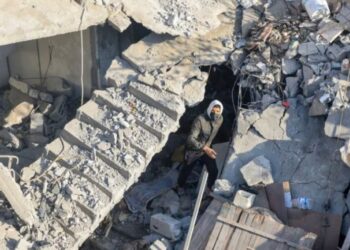 Izraeli nis bombardimet pas kërcënimeve të Hamasit për pengjet