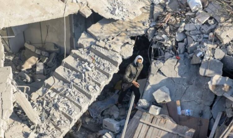 Izraeli nis bombardimet pas kërcënimeve të Hamasit për pengjet