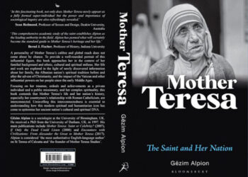 Nënë Tereza, shenjtorja dhe kombi i saj