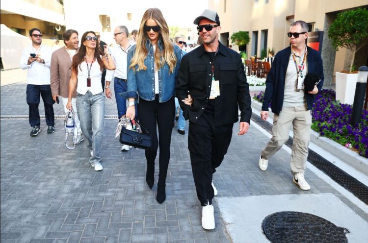 Aktori Jason Statham shfaqet me gruan në Abu Dhabi, arsyeja që…