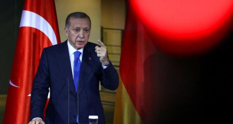 Erdogan: Izraeli duhet të gjykohet për krime lufte