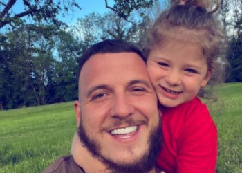 Hana feston ditëlindjen, Mozzik prek me urimin për të bijën