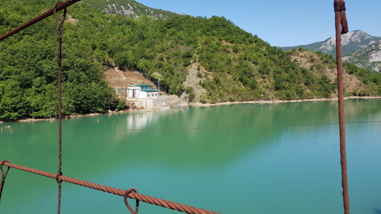 Aksidentohet duke punuar në HEC, humb jetën 51-vjeçari në Gramsh