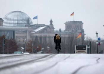 Teksa Gjermania teshtin, Europa po ftohet