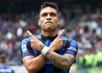 Balotelli i bindur: Lautaro më i mirë se Lewandowski