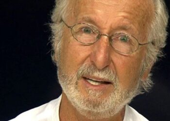 Me një foto në krah të Mirush Kabashit, reagon Luizi: Lamtumirë…