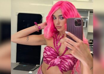 Dua Lipa si një sirenë deti pas nominimit për ‘Golden Globes’
