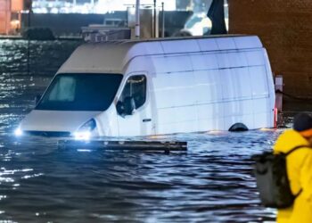 Stuhia ‘Zoltan’ godet Gjermaninë, paralajmërohen përmbytje