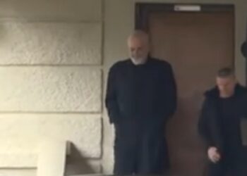 Rama i ashpër me deputetët/ Paralajmëron zgjedhje të parakohshme?!