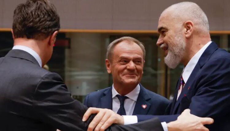 DW: Rama bëri ‘dirigjentin’, por hapat konkretë nga Brukseli munguan