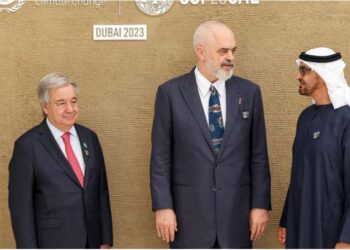 Rama në Emiratet e Bashkuara Arabe, i bashkohet Samitit të Klimës