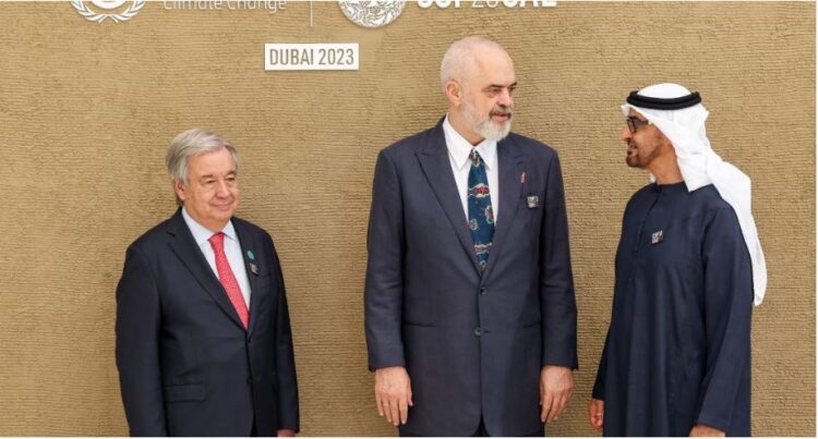 Rama në Emiratet e Bashkuara Arabe, i bashkohet Samitit të Klimës