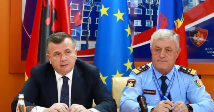 Rrumbullaku: Policët që kanë përdorur SkyECC do të përjashtohen