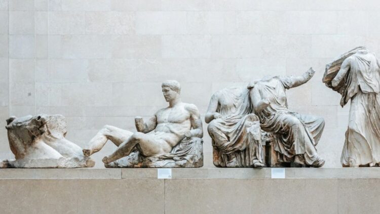 Skulpturat e Parthenonit/ Bler mund t’ia jepte Greqisë në këmbim…