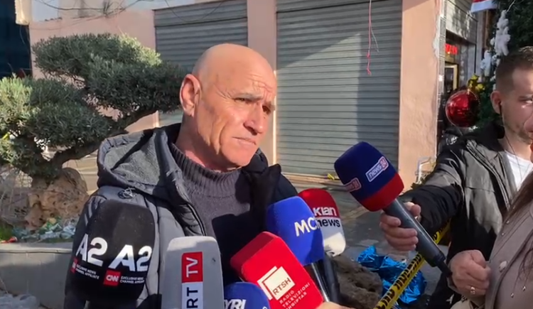 Zjarri në Lushnjë, shefi i zjarrfikëses: Rrezikuan jetën 10 qytetarë