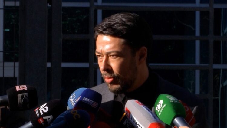 Shkëlzen Berisha: Teatër politik, në mëngjes thirret djali dhe në drekë babai