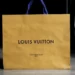 Louis Vuitton tregon dhuratën e Krishtlindjeve për punonjësit