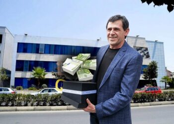 Rakip Suli i jep mikut të tij 80 MLN lekët e shkollës “Azem Hajdari”