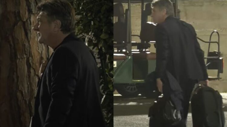 Autobuzi e ‘harroi’, trajneri i Napolit kthehet në shtëpi me taksi