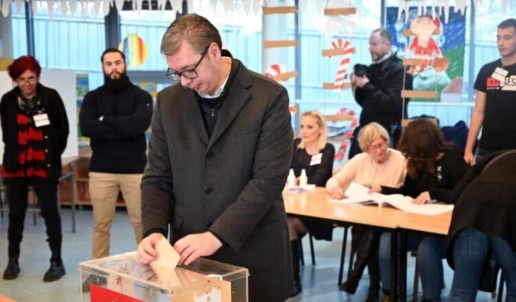Vuçiç shpall fitoren në zgjedhjet parlamentare