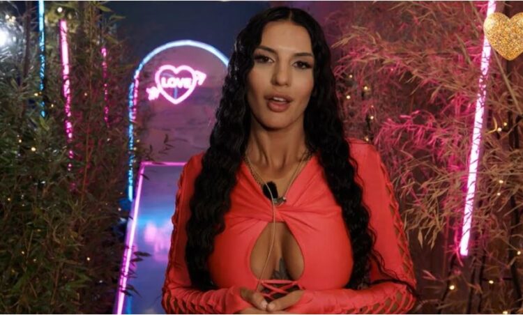 Xhoana e ‘Love Island’ tregon për herë të parë imazhin e djalit