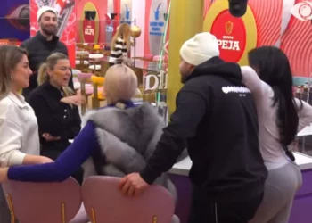 VIDEO/ “Mund të bëhem çift edhe me një vajzë”, banorja gati për Riken