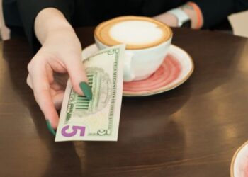 3 vendet ku lënia e bakshisheve konsiderohet fyerje