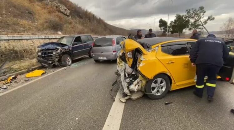 Tjetër aksident në aksin Pogradec-Qafë Thanë, dyshohet për të plagosur