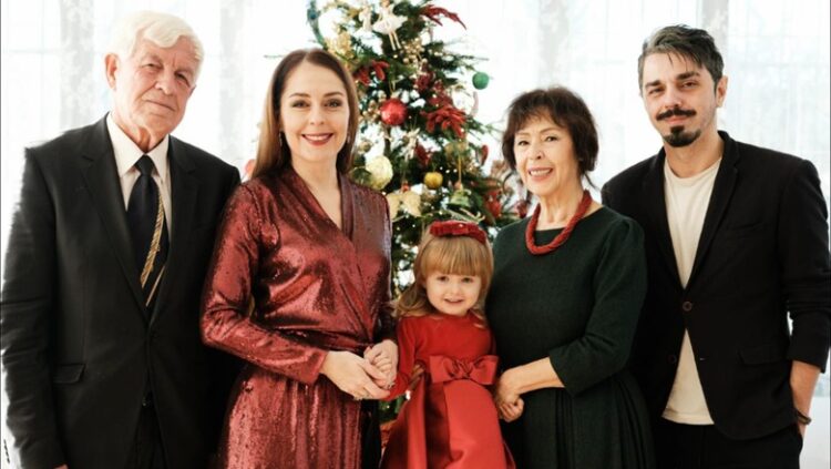 Elia Zaharia ‘konfirmon’ ndarjen nga princ Leka