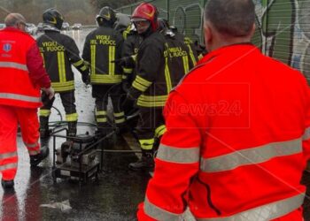 FOTO/ Aksident tragjik në Itali, 4 viktima dhe 1 i plagosur. Detajet