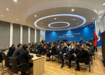 PD ndryshon strategji, aksion ndryshe opozitar/ Ç’paralajmëron Këlliçi