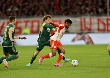 Bundesliga, Bayern rikthehet te fitorja