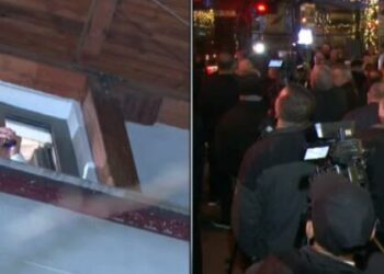 Berishën mban fjalim me mikrofon nga dritarja e banesës së tij